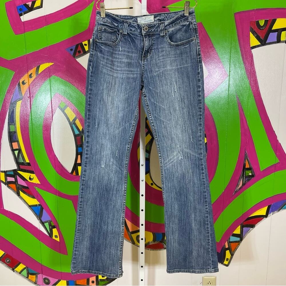 Maurices, Taylor Boot Jeans. Size 3/4 Long. Excellent condition! Vintage